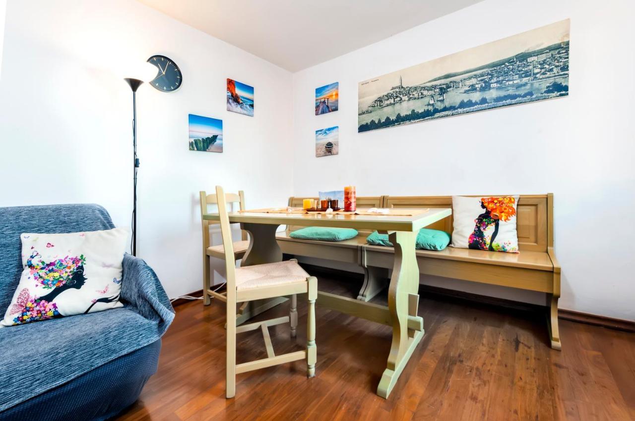 Havana - Apartment With Sea View 罗维尼 外观 照片